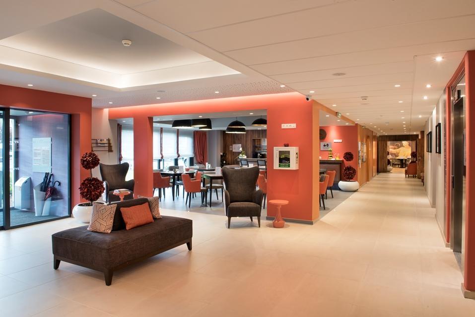 Aparthotel Domitys Le Pavillon De Diane Thionville Exterior foto